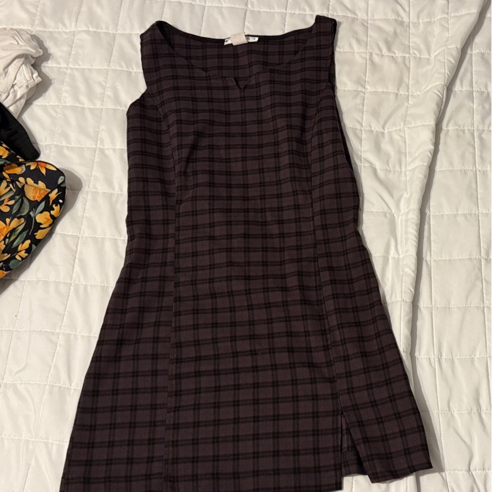 Sleeveless Plaid Shift Dress in Dark Plum